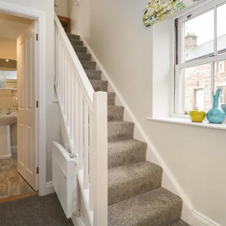 度假居 The Crook *